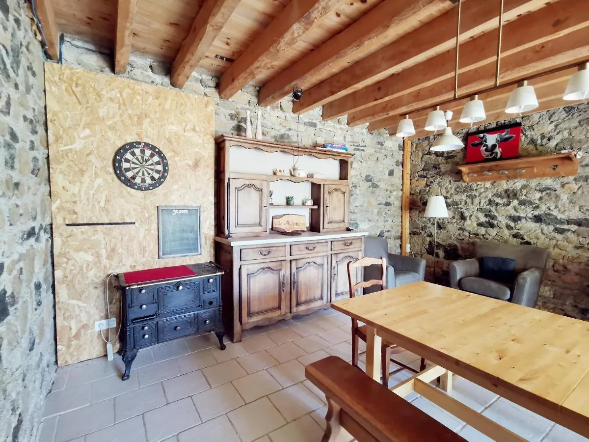 La Maison Des Biscuits Loubaresse  Holiday home Loubaresse (Cantal)